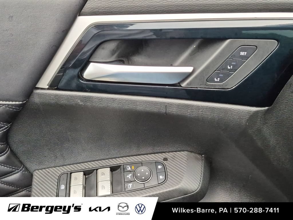 Used 2023 Mitsubishi Outlander SEL AWD/4WD image 14