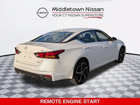 Certified 2024 Nissan Altima 2.5 SR AWD/4WD image 4