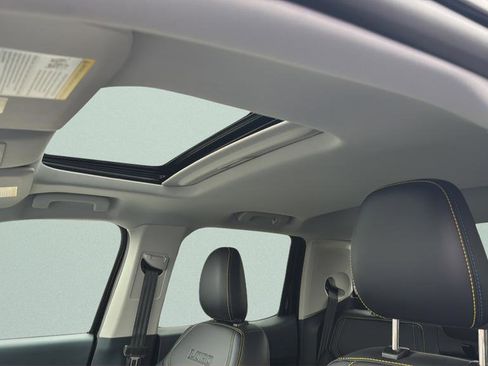 New 2026 Ford Maverick Lobo AWD/4WD image 35