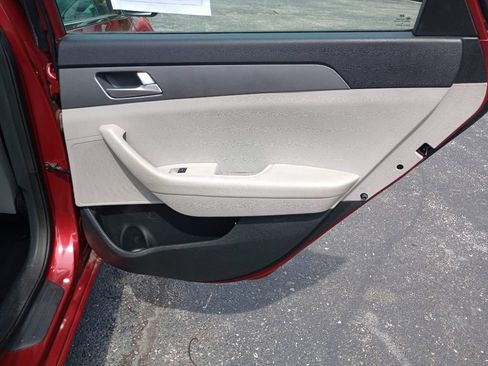 Used 2016 Hyundai Sonata SE FWD image 38