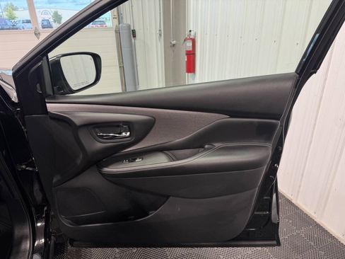 Used 2024 Nissan Murano SV AWD/4WD image 22