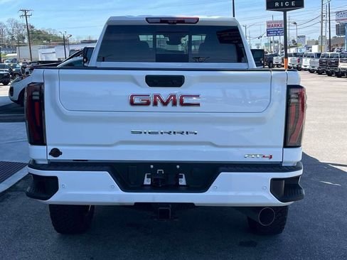 New 2026 GMC Sierra 2500 AT4 w/ AT4 Premium Plus Package image 4