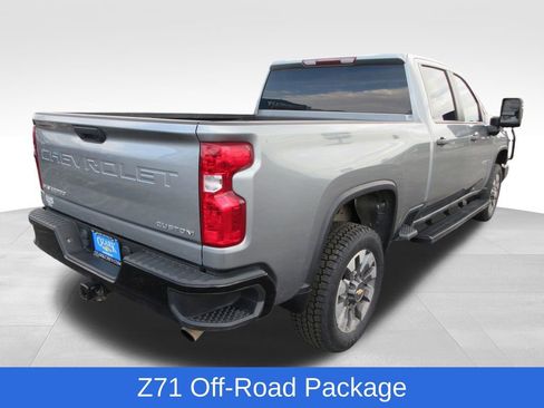 Certified 2024 Chevrolet Silverado 2500 Custom AWD/4WD image 5