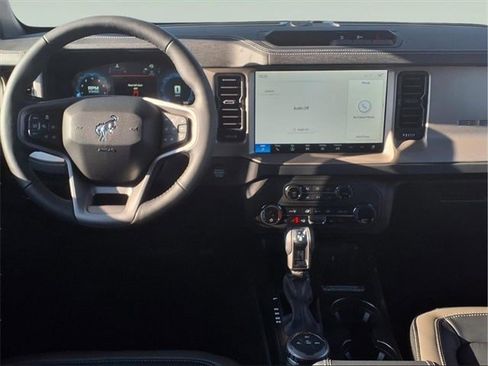 New 2025 Ford Bronco Outer Banks image 11