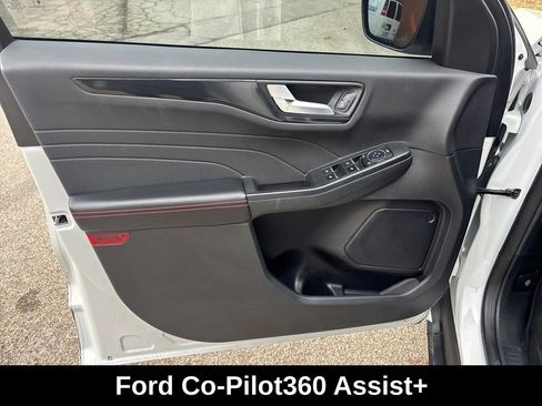 Used 2023 Ford Escape ST-Line w/ Tech Pack #1 image 12