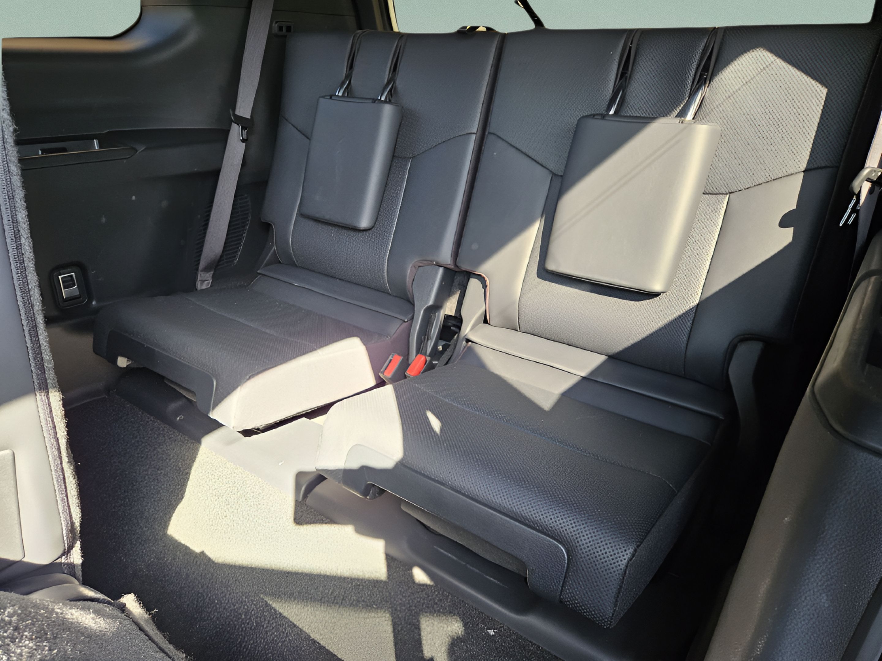 Used 2024 Lexus GX 550 w/ Accessory Package (Z1) AWD/4WD image 23