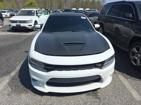 Used 2018 Dodge Charger R/T Scat Pack w/ Dynamics Package RWD image 2