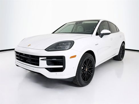 New 2026 Porsche Cayenne E-Hybrid Coupe image 1