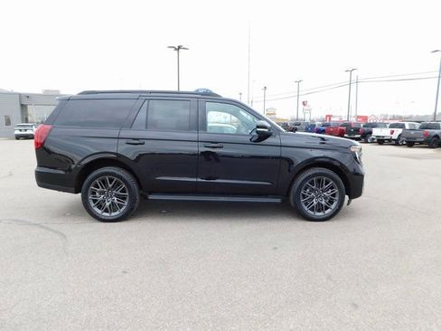 New 2026 Ford Expedition Platinum w/ Stealth Appearance Package image 2