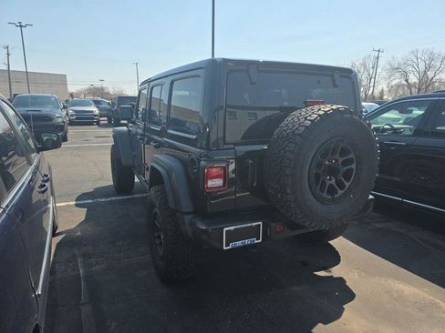 Used 2023 Jeep Wrangler Unlimited Sport image 4