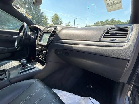 Used 2013 Chrysler 300 S w/ Luxury Group AWD/4WD image 21
