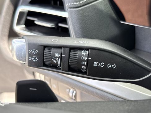 New 2026 Chevrolet Traverse LT w/ Enhanced Driving Package FWD image 30