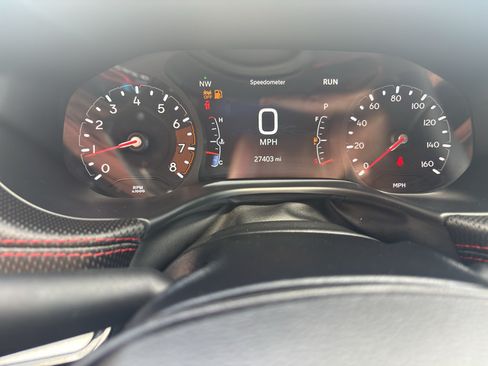 Used 2025 Jeep Compass Trailhawk AWD/4WD image 12