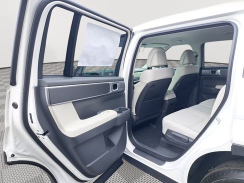 New 2026 Hyundai Santa Fe SE AWD/4WD image 13