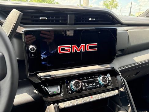 New 2026 GMC Sierra 2500 AT4X w/ LPO, Black Badging Package AWD/4WD image 21