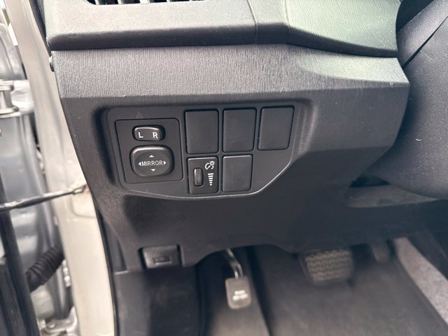 Used 2013 Toyota Prius Two FWD image 10
