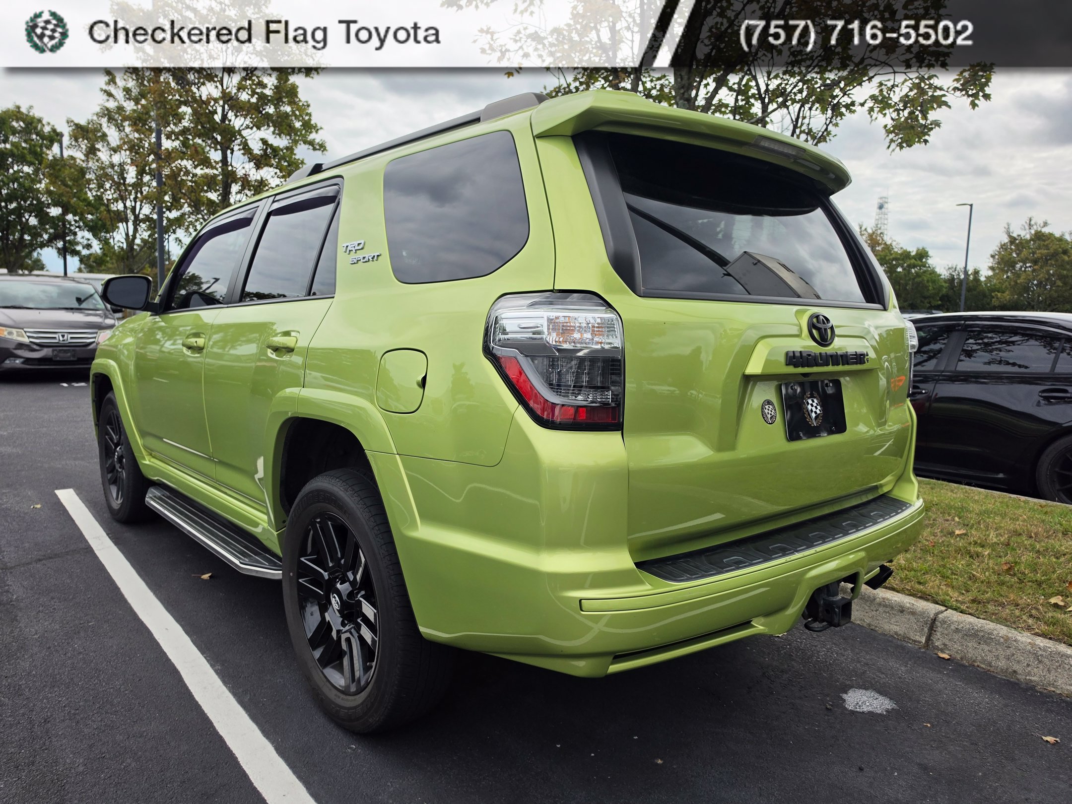 Used 2023 Toyota 4Runner TRD Sport AWD/4WD image 4