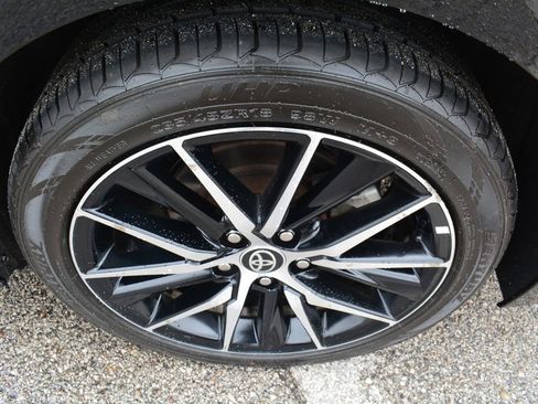 Used 2023 Toyota Camry SE FWD image 22