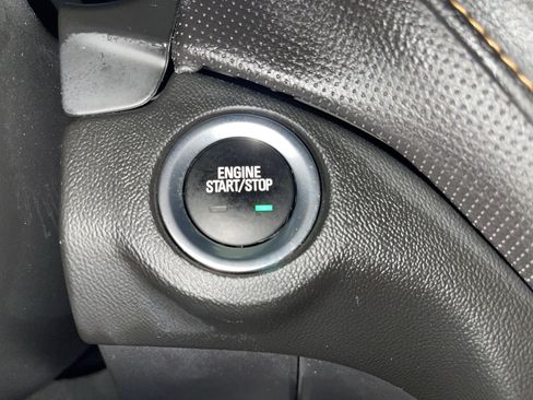 Used 2022 Chevrolet Equinox Premier image 26