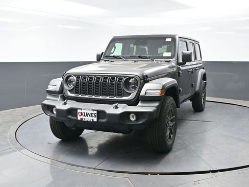 New 2026 Jeep Wrangler Unlimited Sport AWD/4WD image 4