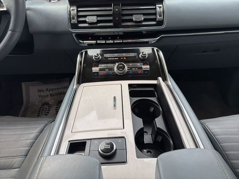 Used 2023 Lincoln Navigator L Black Label AWD/4WD image 15