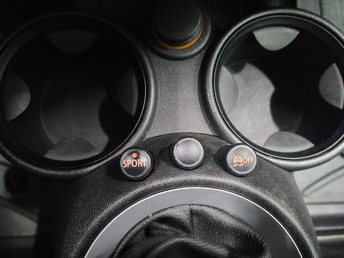 Used 2011 MINI Cooper Cooper Convertible 2D image 32