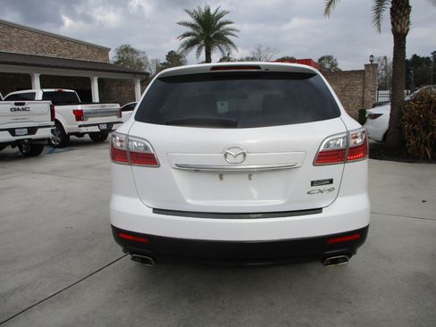 Used 2010 MAZDA CX-9 Grand Touring w/ Moonroof & Bose Audio Pkg image 6
