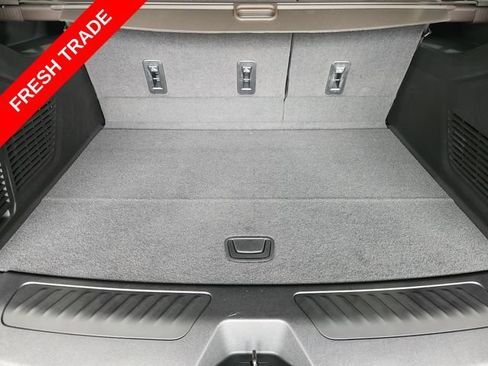 Used 2025 GMC Yukon XL Elevation w/ Technology Package RWD image 34