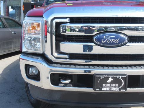 Used 2016 Ford F250 Lariat w/ Chrome Package image 3