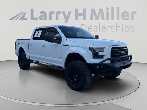 Used 2017 Ford F150 XLT w/ Equipment Group 302A Luxury AWD/4WD image 7