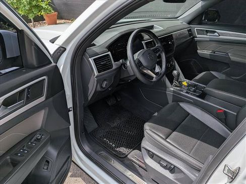 Certified 2023 Volkswagen Atlas Cross Sport SE w/ Black Wheel Package AWD/4WD image 26