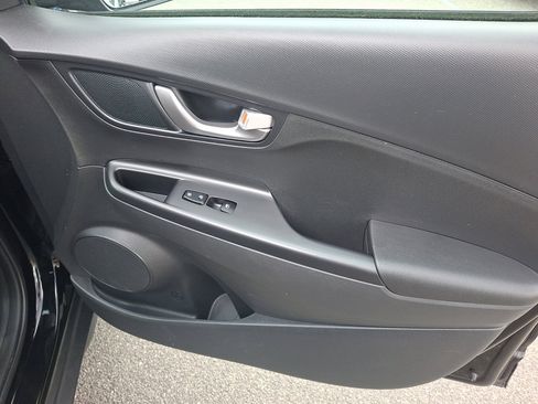 Used 2022 Hyundai Kona SEL w/ Convenience Package image 10