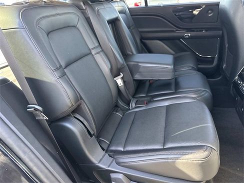 Certified 2023 Lincoln Aviator Reserve w/ Elements Package Plus image 11