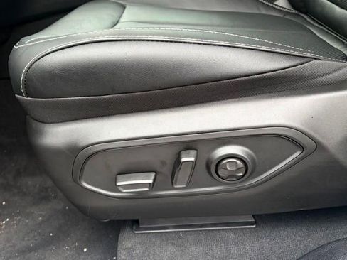 New 2026 Jeep Grand Cherokee Limited image 17