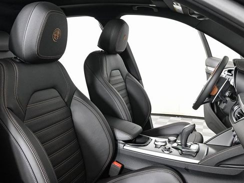 New 2025 Alfa Romeo Stelvio Sprint image 23