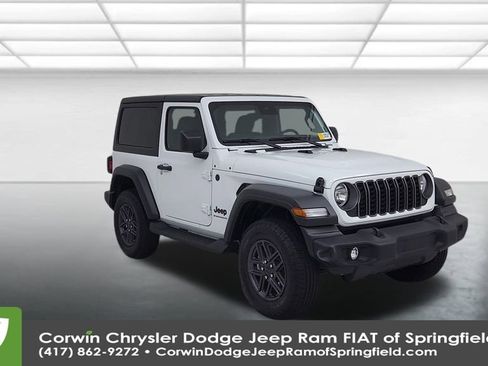 Used 2025 Jeep Wrangler Sport image 3