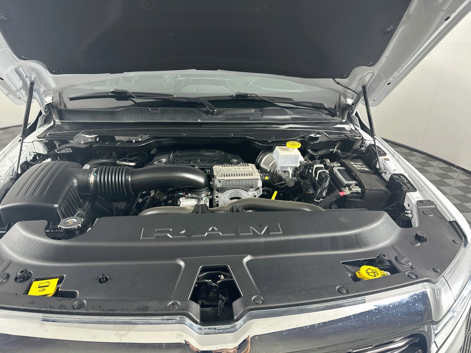 Used 2023 RAM 1500 Limited AWD/4WD image 30