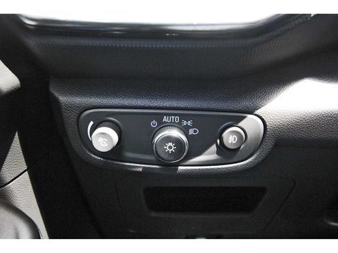 Used 2023 Chevrolet TrailBlazer LT w/ Convenience Package FWD image 19