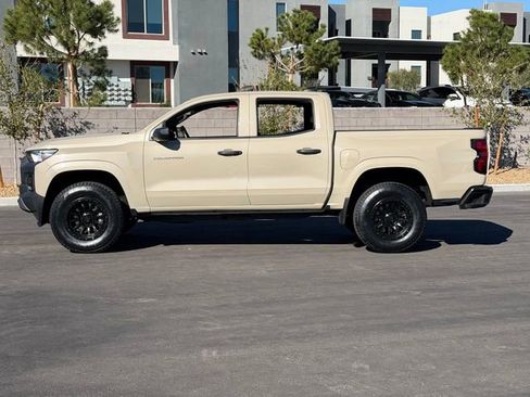 Used 2023 Chevrolet Colorado W/T image 2