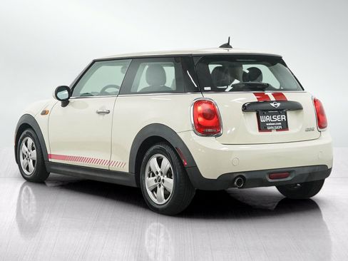 Used 2017 MINI Cooper 2-Door Hardtop FWD image 3