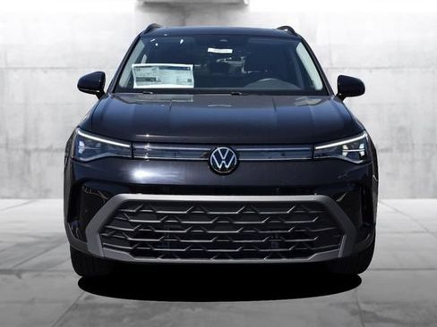 New 2026 Volkswagen Taos SE AWD/4WD image 4