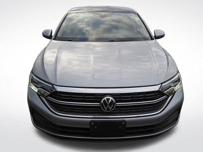 Used 2023 Volkswagen Jetta SE