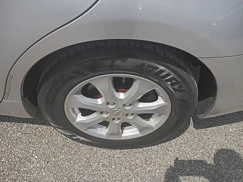 Used 2011 Toyota Camry LE w/ LE Extra-Value Pkg FWD image 19