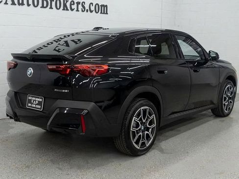 Used 2025 BMW X2 xDrive28i image 32