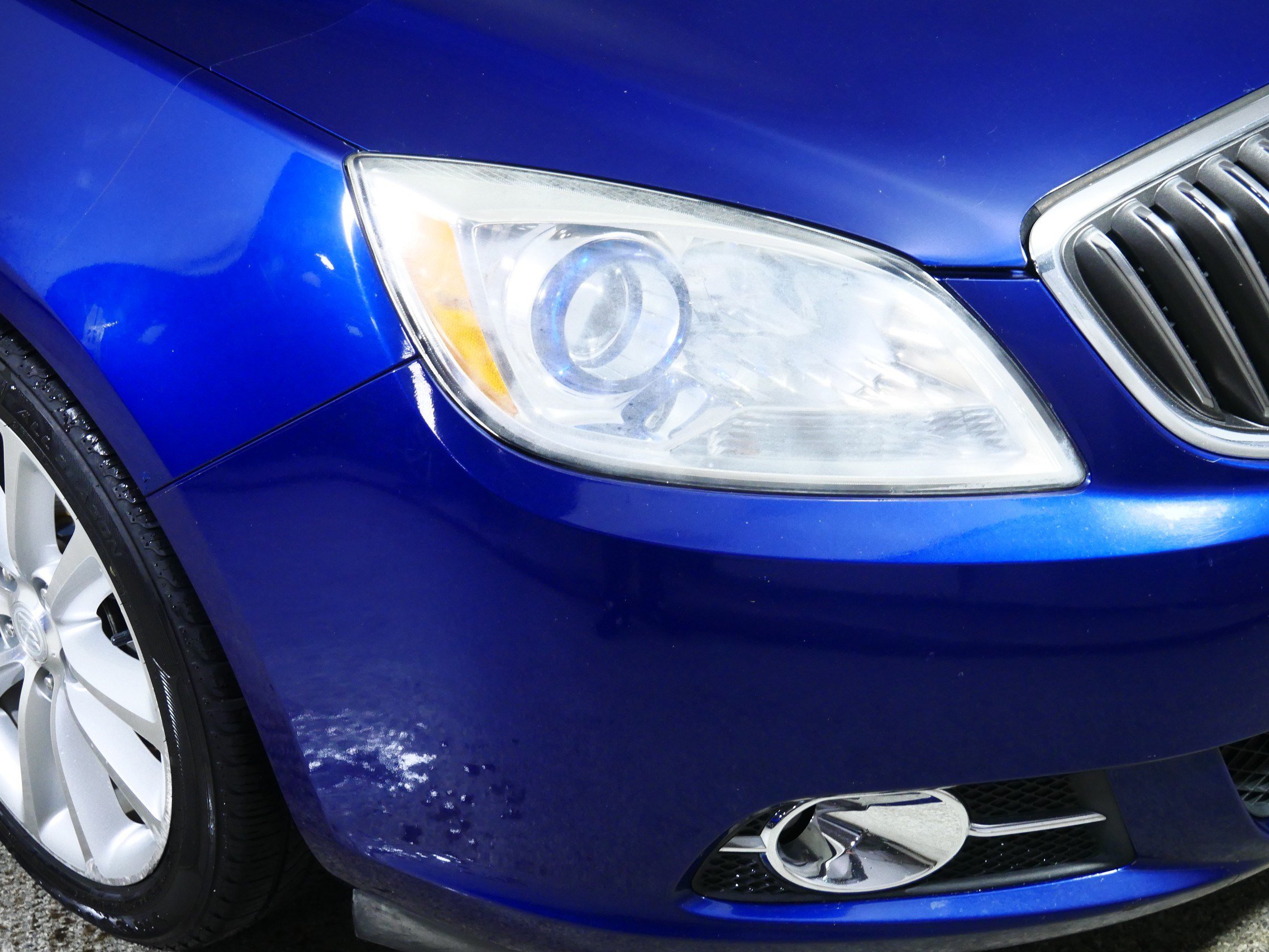 Used 2013 Buick Verano FWD image 16
