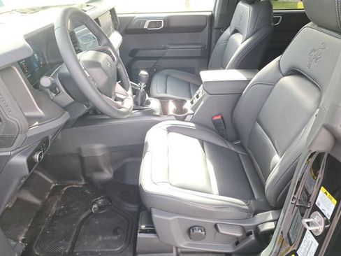 New 2026 Ford Bronco Badlands image 19