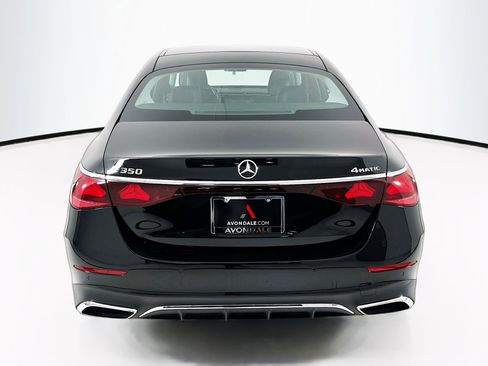 Used 2025 Mercedes-Benz E 350 4MATIC Sedan image 7