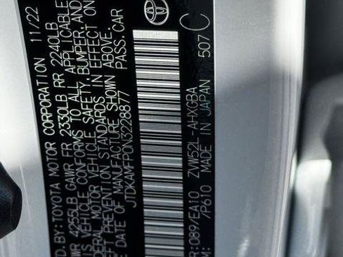 Certified 2022 Toyota Prius Prime XLE FWD image 29