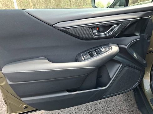 Certified 2025 Subaru Outback Premium image 12