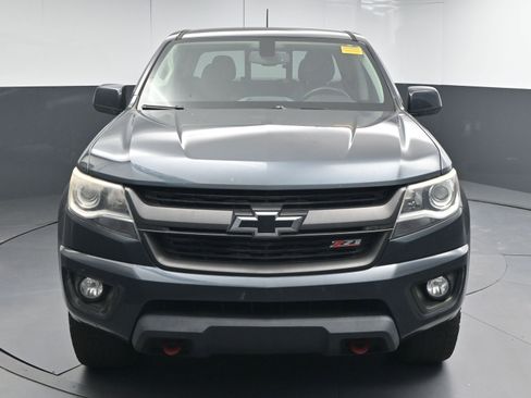 Used 2017 Chevrolet Colorado Z71 image 2
